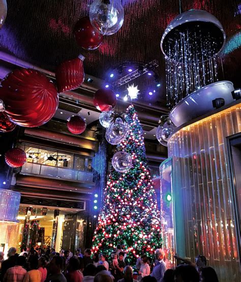 about crown casino xmas decorations